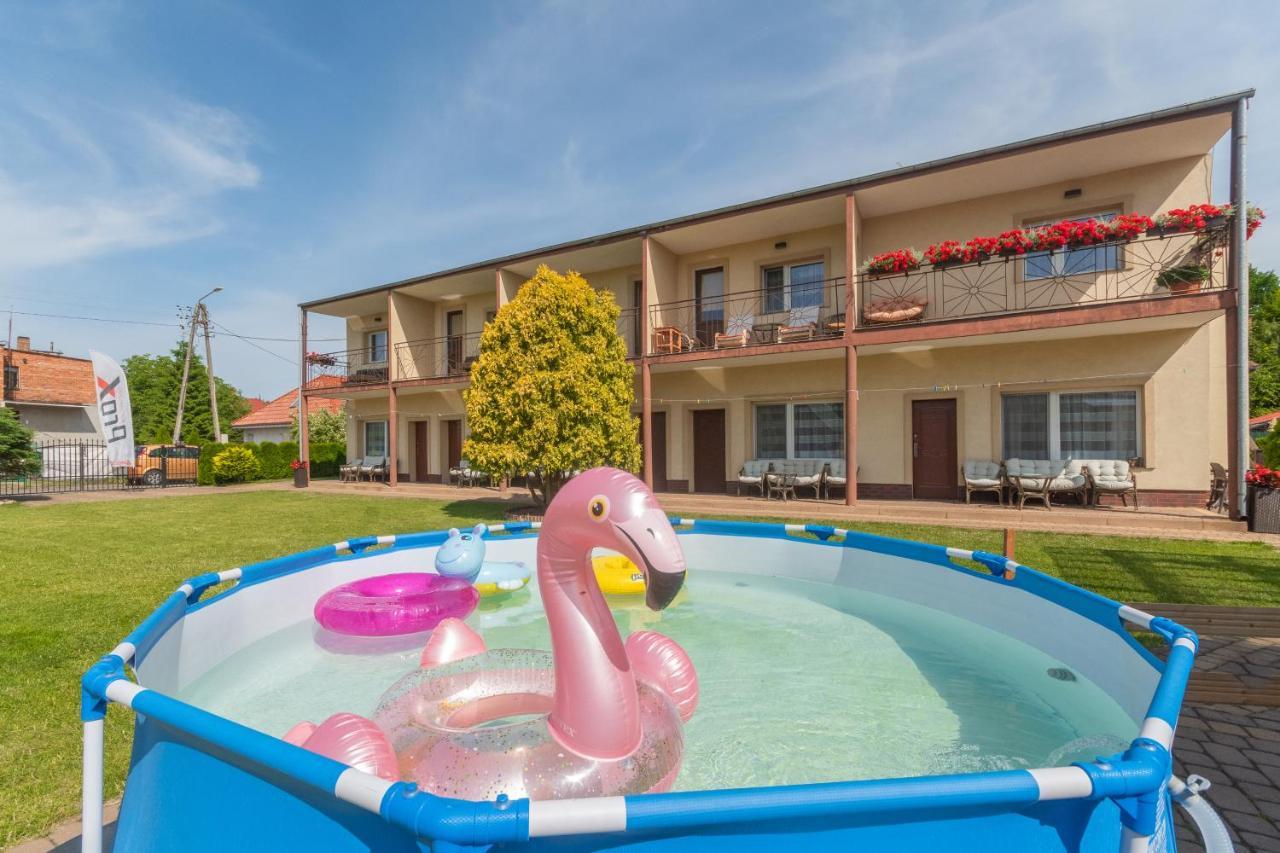 Pokoje I Domki Nadmorskie - Bajkowa Mierzeja Stegna  Extérieur photo